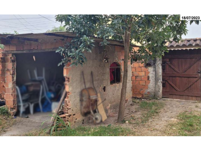 Casa com terreno de 360m² em Itaboraí/RJ