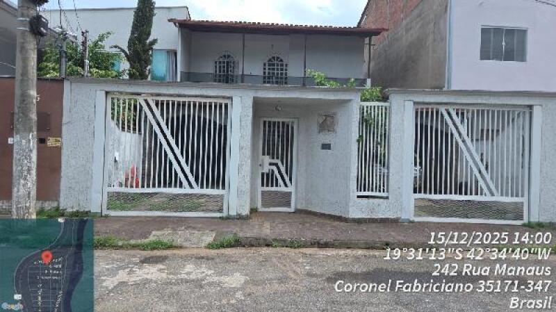 Casa com 2 Quartos em Coronel Fabriciano/MG