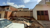 Casa com 2 dormitórios e 63,7m² em Santa Margarida - Salgueiro/PE