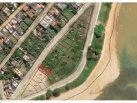 Terreno de 387m² sem benfeitorias, próximo à praia