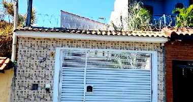 Casa com 2 Quartos e 2 Banheiros em Jardim Guairaca