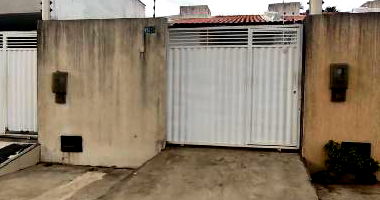 Casa com 2 quartos, 2 banheiros, 1 vaga e 66,6m² construída