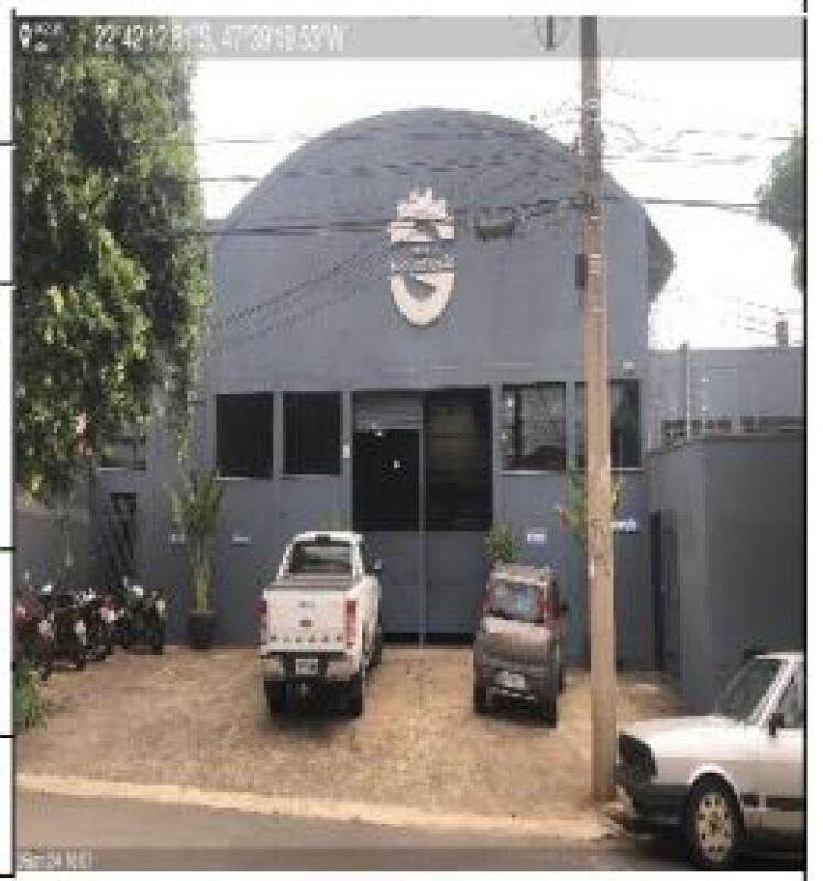 Terreno amplo 1056m² com ótima localização e documentação regular