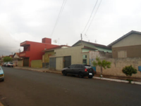 Casa com Ponto Comercial - 250m² de Terreno - Jardim Esplanada