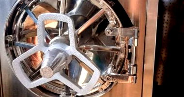 Máquina Autoclave Horizontal 100 Litros Semi Nova