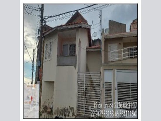 Casa com 2 quartos, 2 banheiros e 2 vagas em Bragança Paulista