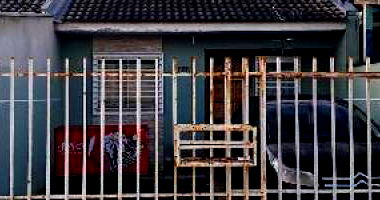 Casa com 2 Quartos e 139,97 m² de Terreno em Ponta Grossa