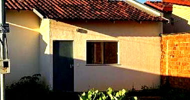Casa com 2 quartos, 1 banheiro, vaga de garagem e 50,88m² privativos
