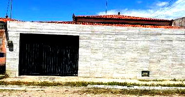 Casa em leilão com 273m² construída