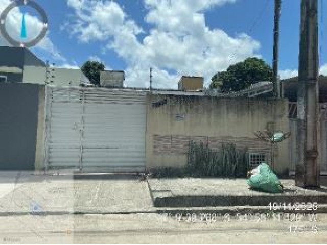 Casa com 3 quartos em Santa Rita/PB