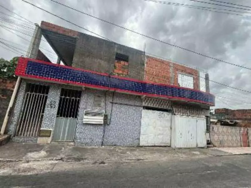 Casa em condomínio com 38m² construídos, ocupada