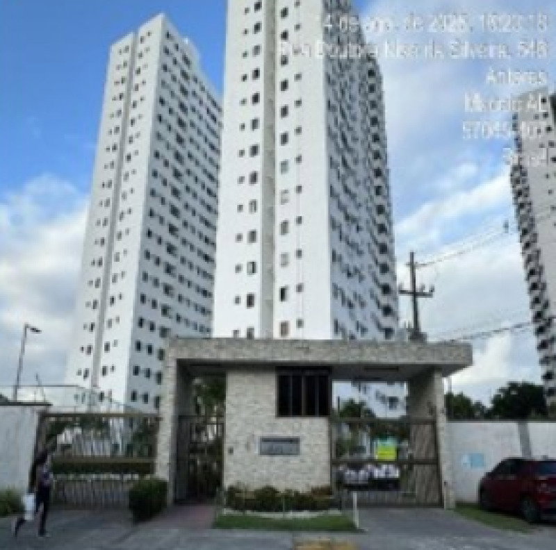 Apartamento com 2 Quartos em Maceió