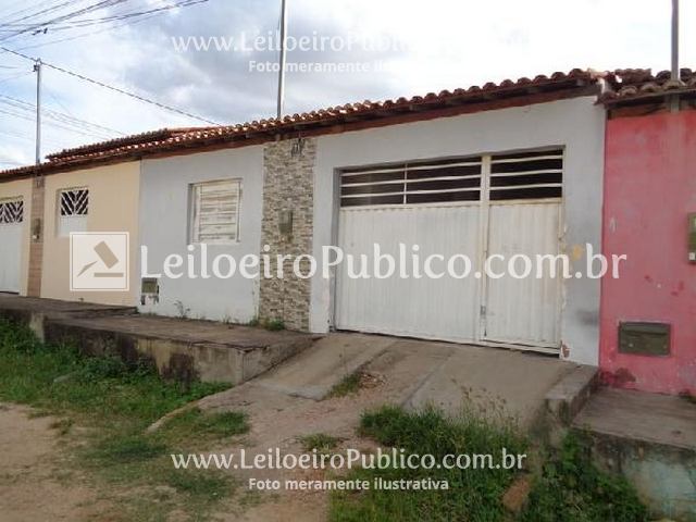 Casa com 2 quartos, 1 banheiro, 1 vaga, 73,29m² construída