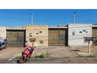 Casa em Leilão com 68m² -