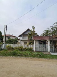 Casa com Edícula em Terreno de 384m² em Itapoá/SC