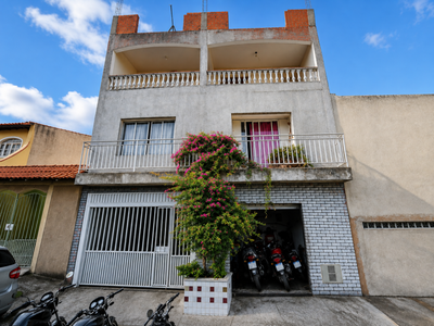 Duas Casas Residenciais com Terreno de 176m² em Osasco