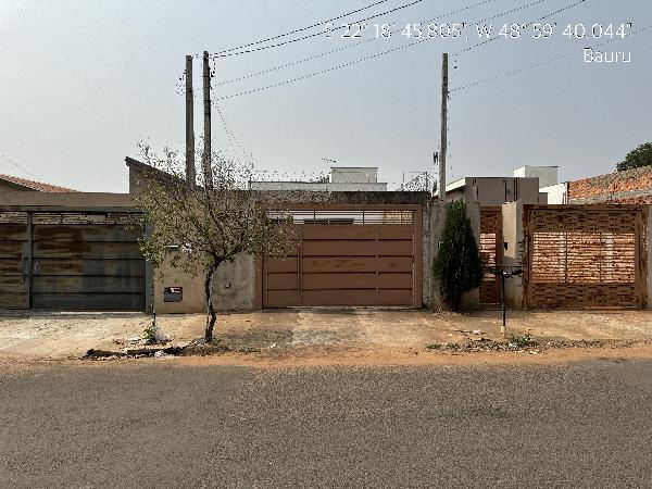 Casa com 1 Vaga na Garagem em Vila Aimores