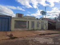 Casa em Canaã, Buritis, MG com 3 quartos e 2 banheiros