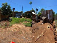 Terreno com casa não averbada, 225,65m², centro de Pêrola D'Oeste