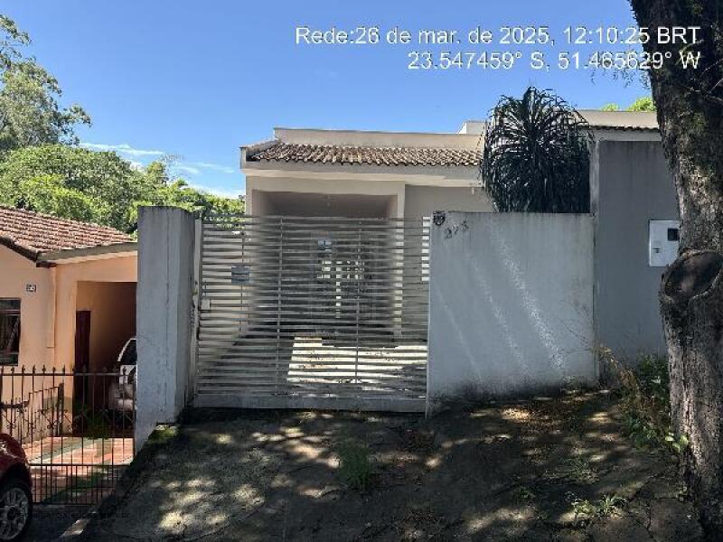 Casa com 2 quartos, 1 banheiro, 69,89m² construída, desocupada