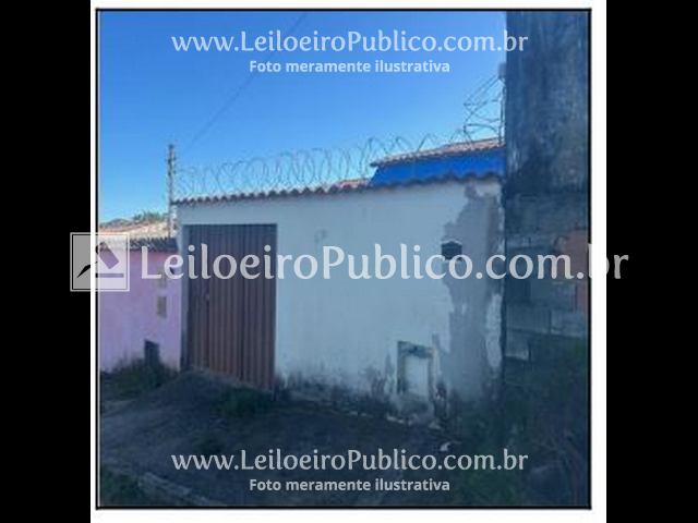 Casa aconchegante com 1 quarto, 1 banheiro e 1 vaga, 54m² construída
