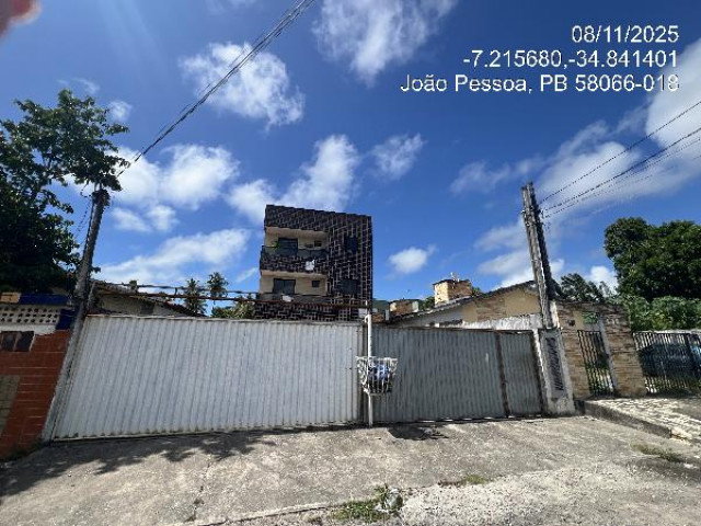 Apartamento com 2 quartos em João Pessoa