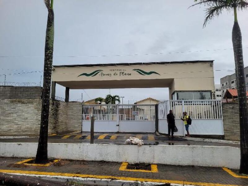 Casa 2 quartos, 1 banheiro, 1 vaga, 89,25m² privativos, desocupada