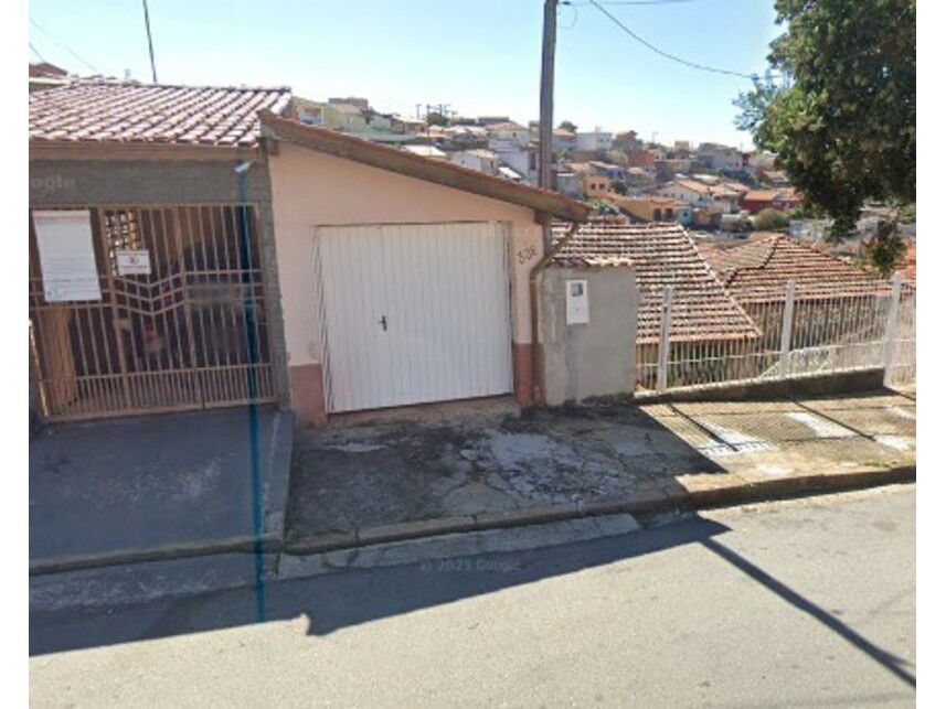 Casa Ocupada com Terreno de 250m² em Bragança Paulista