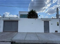 Casa 4 quartos, 4 banheiros, 333m², Ocupada