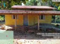 Fazenda com 117,26ha, 9km de cerca, casa sede e curral