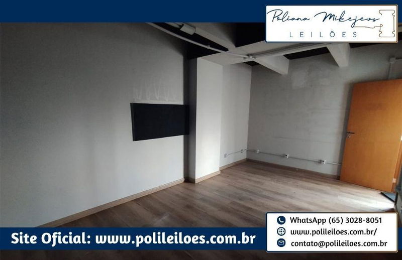 Sala comercial desocupada, 54m², 1 vaga, Centro