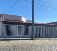 Casa Padrão com 1 Vaga de Garagem em Formiga/MG