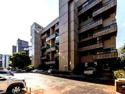 Triplex Luxuoso na Asa Norte com 5.206.000,00 de Avaliação