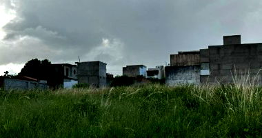 Lote de Terreno com 303,75m², 12,15m de frente, desocupado