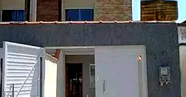 Casa padrão ocupada com 3 quartos, 1 banheiro e 91m² construída