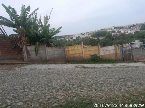 Terreno em Divinópolis/MG com 360m²
