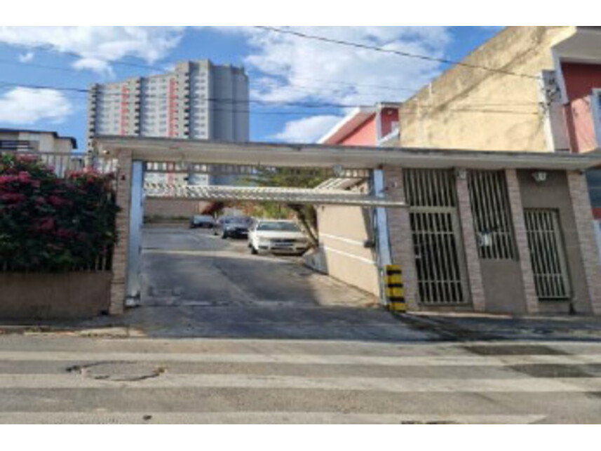Casa com 1 vaga de garagem, 103,10m² privativos, ocupada
