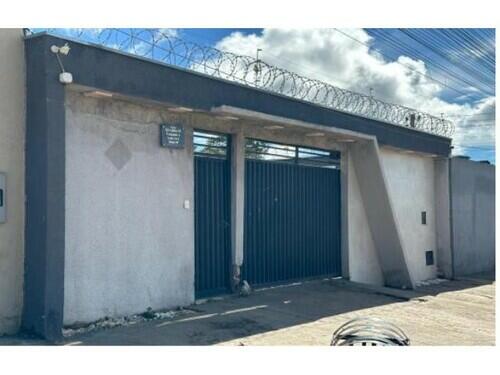 Casa com 3 Quartos e 81m² em Águas Lindas de Goiás