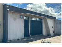 Casa com 3 Quartos e 81m² em Águas Lindas de Goiás