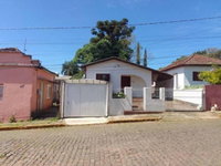 Casa com Terreno em Cachoeira do Sul - 3 Quartos, 1 Vaga