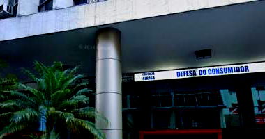 Conjunto comercial 10 salas, 561m² construídos, desocupado