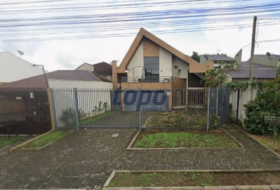 Casa com 301m² em Curitiba/PR