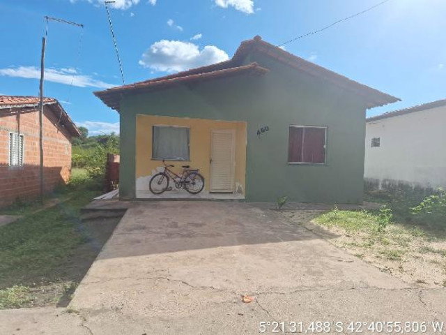 Casa com 2 quartos e 62m² de área privativa em Demerval Lobão/PI