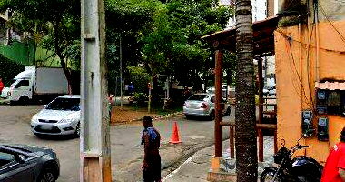 Apartamento moderno com 76m² construída, ocupado e ideal para investimento