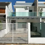Sobrado Residencial 2 pavimentos 3 quartos 2 banheiros