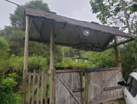 Sítio dos Sonhos com 3 Casas, Piscina e Lagos em 19.341m²