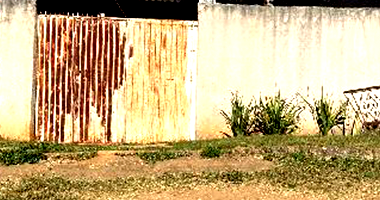 Casa em Santo Antônio do Descoberto - 56,4m² de Área Total