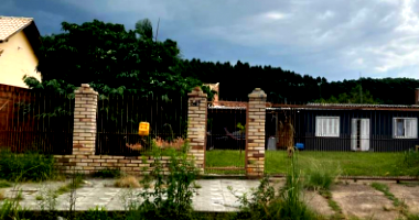 Lote Urbano com Casa Não Avervada em Guaíba/RS