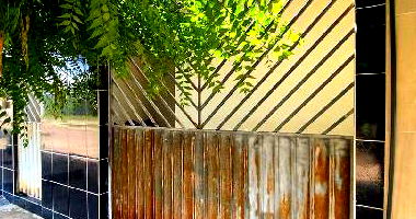 Casa com 2 quartos, 2 salas, cozinha e 1 vaga de garagem, 82,8m² construída