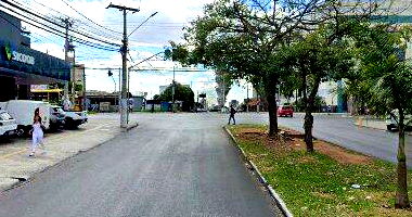 Edificação Comercial com 3 Pavimentos em Aparecida de Goiânia